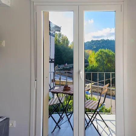 El Puente Apartment